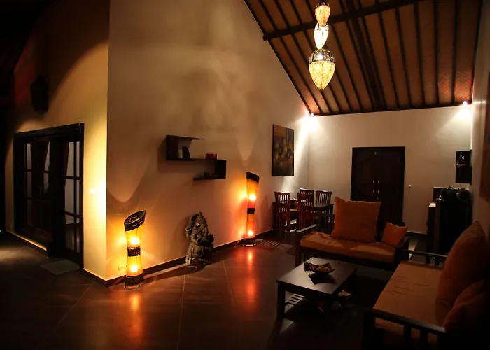 Resort Puri Mangga Sea View And 4*
