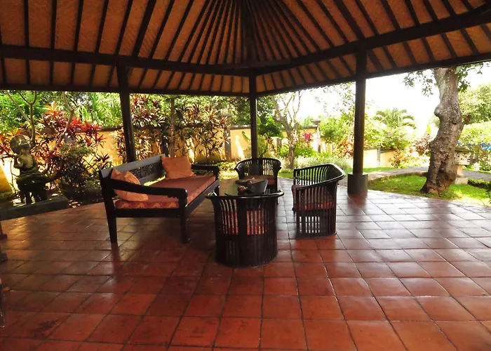 Resort Puri Mangga Sea View And 4*
