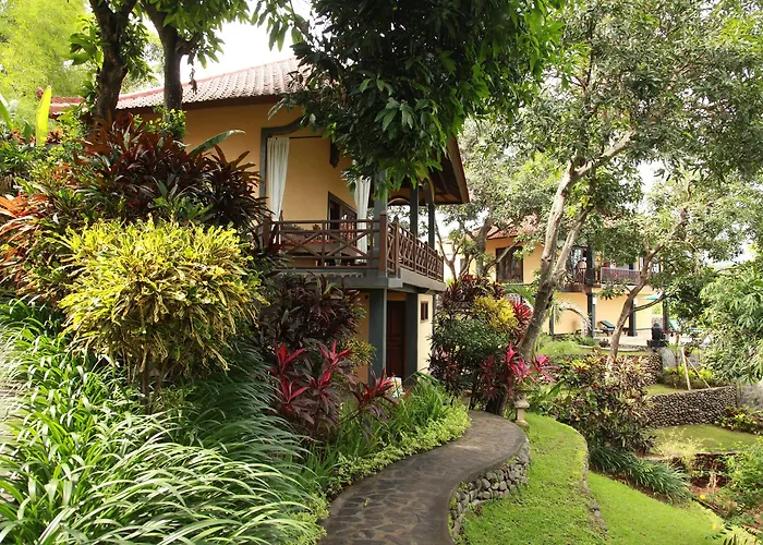 Resort Puri Mangga Sea View And Lovina