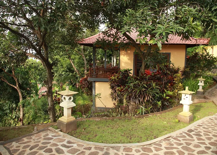 Resort Puri Mangga Sea View And Lovina