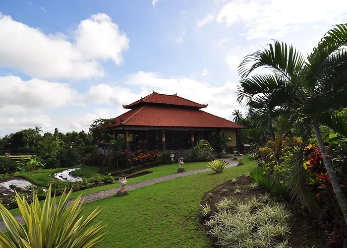 Puri Mangga Sea View And Resort 4*