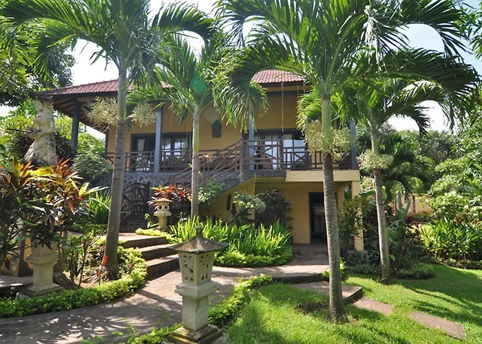 Resort Puri Mangga Sea View And Lovina