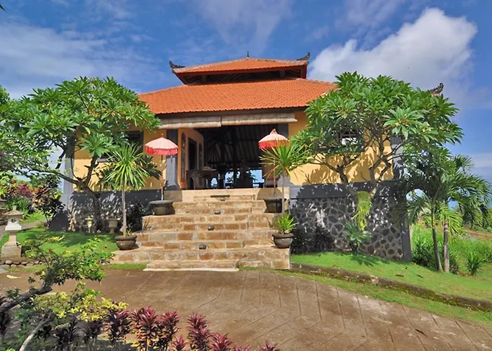 Puri Mangga Sea View And Resort Lovina